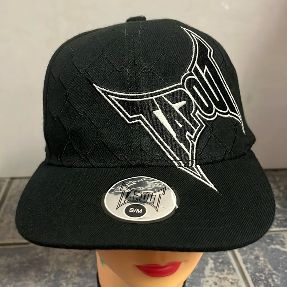 Vintage Y2K tap out black spell out hat size small / medium